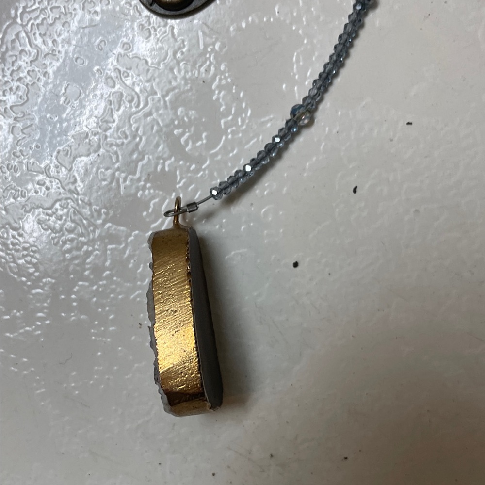 Source Unknown Gray Beaded Necklace with Druzy pendant - Picture 5 of 6